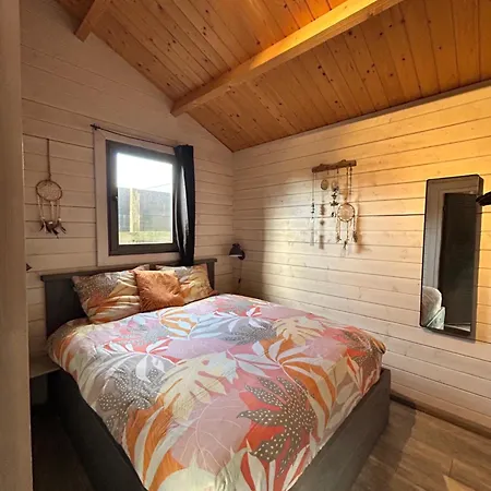 Peter Chalet *